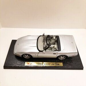 1996 Corvette Maisto Diecast Scale Metal Model Toy Sports Car Vintage